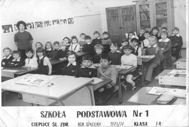 klasa I A - rok szkolny 1973/1974 (pierwsza klasa w nowej szkole)